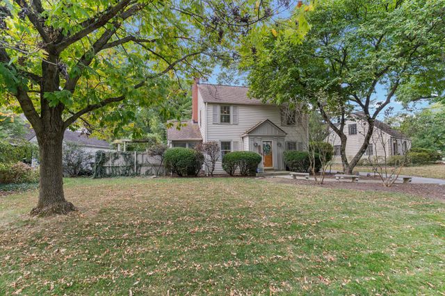 2828 Kensington Place W, Columbus, OH 43202