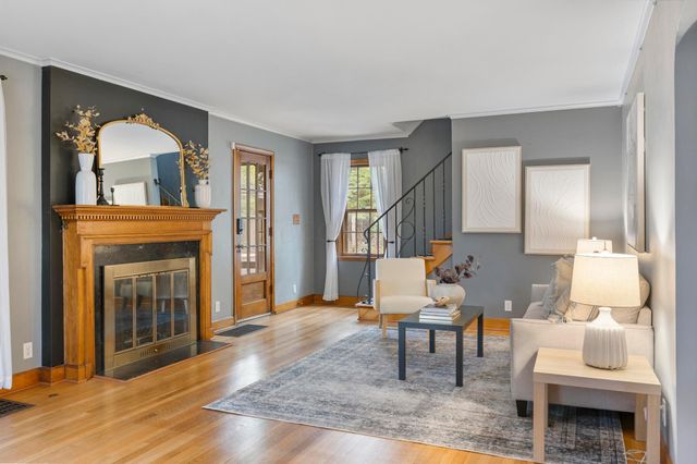 2828 Kensington Place W, Columbus, OH 43202