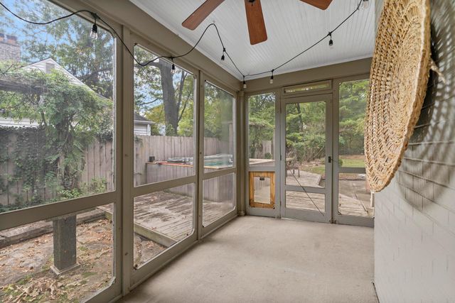 2828 Kensington Place W, Columbus, OH 43202