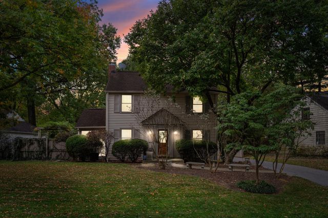 2828 Kensington Place W, Columbus, OH 43202