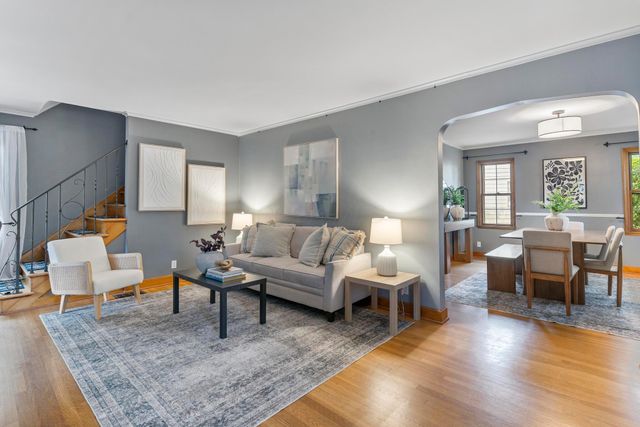 2828 Kensington Place W, Columbus, OH 43202