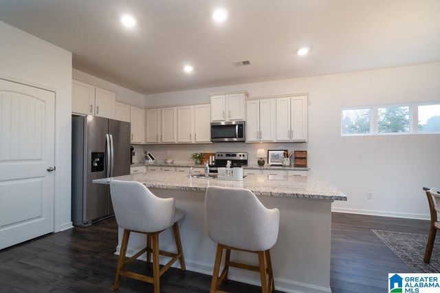 7160 PINE MOUNTAIN CIRCLE, Gardendale, AL 35071