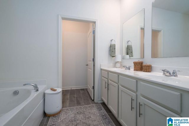 7160 PINE MOUNTAIN CIRCLE, Gardendale, AL 35071