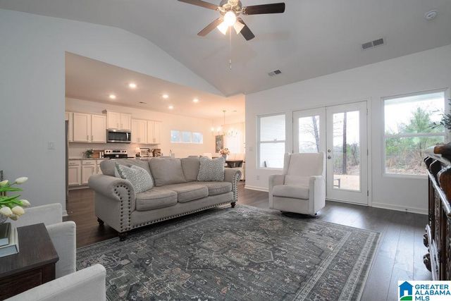 7160 PINE MOUNTAIN CIRCLE, Gardendale, AL 35071