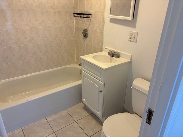 117 Summer Street 5, Malden, MA 02148