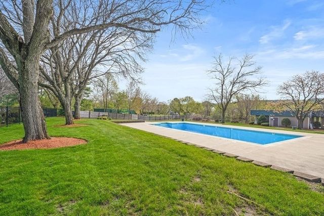 200 Swanton St 318, Winchester, MA 01890