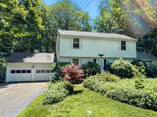 67 Bailey Drive, North Branford, CT 06471