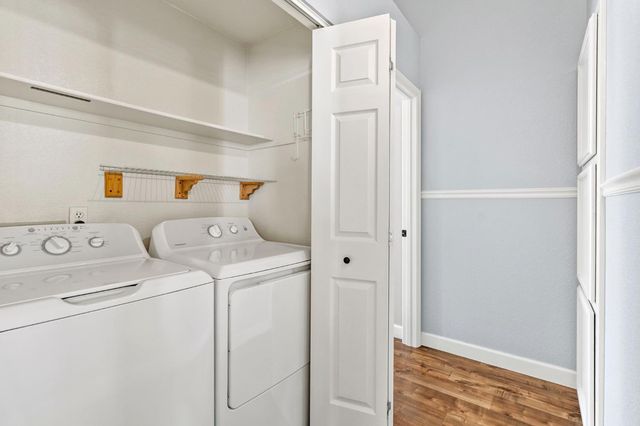 8927 Cypress View Way, Elk Grove, CA 95758