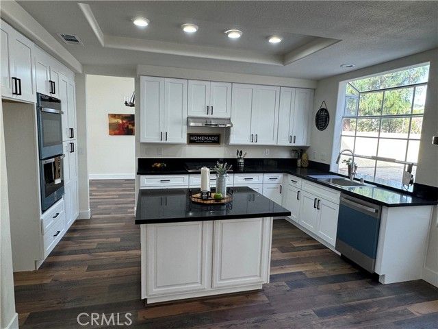 39198 Calistoga, Murrieta, CA 92563