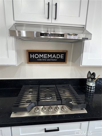 39198 Calistoga, Murrieta, CA 92563