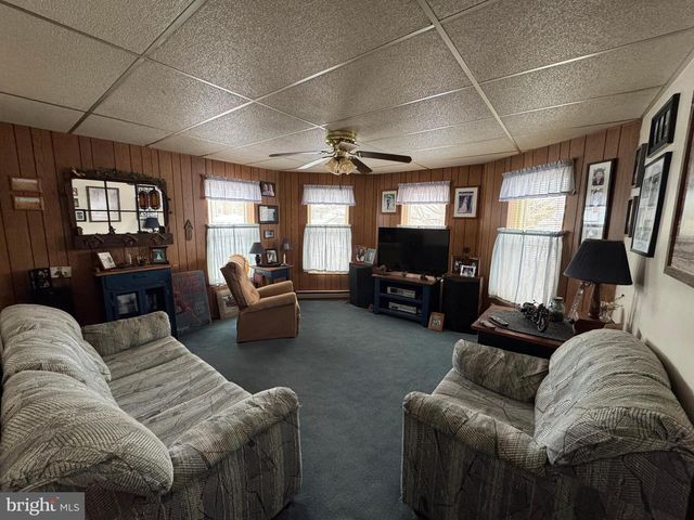 419 FREDERICK ST, Hanover, PA 17331