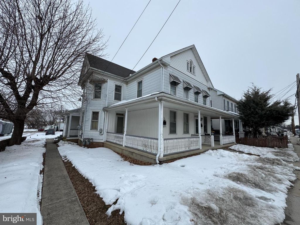 419 FREDERICK ST, Hanover, PA 17331