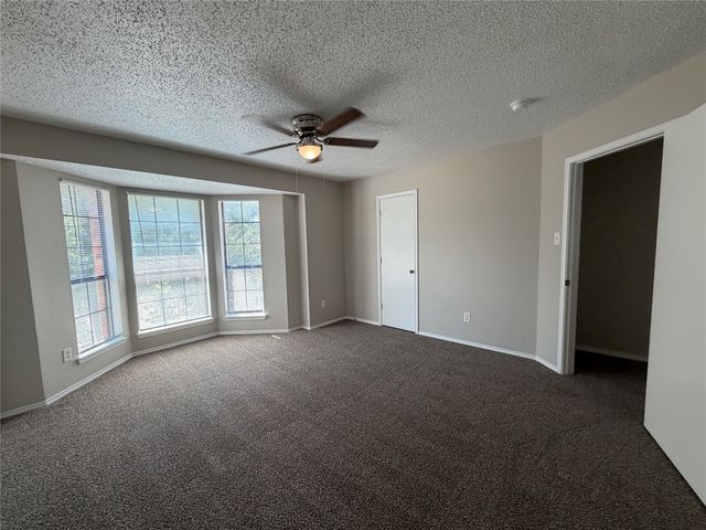 904 Shady Brook Lane, Cedar Hill, TX 75104