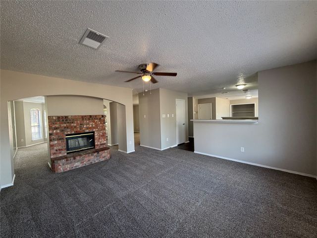 904 Shady Brook Lane, Cedar Hill, TX 75104