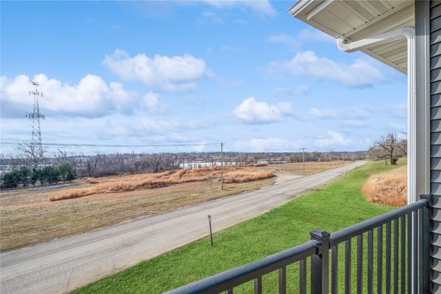 618 J Ave NE, Cedar Rapids, IA 52402