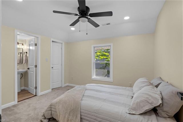 1024 Melton ST, Chesapeake, VA 23324