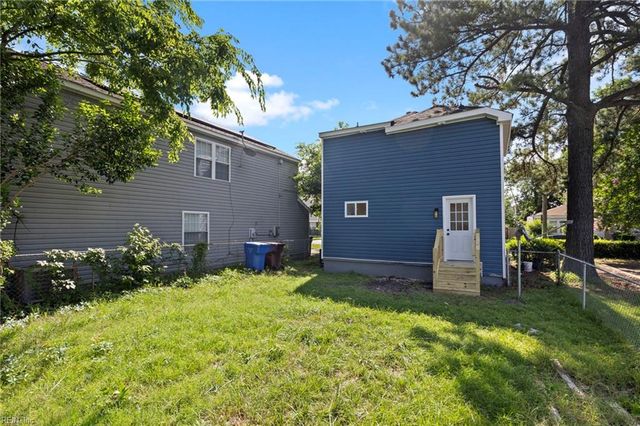 1024 Melton ST, Chesapeake, VA 23324