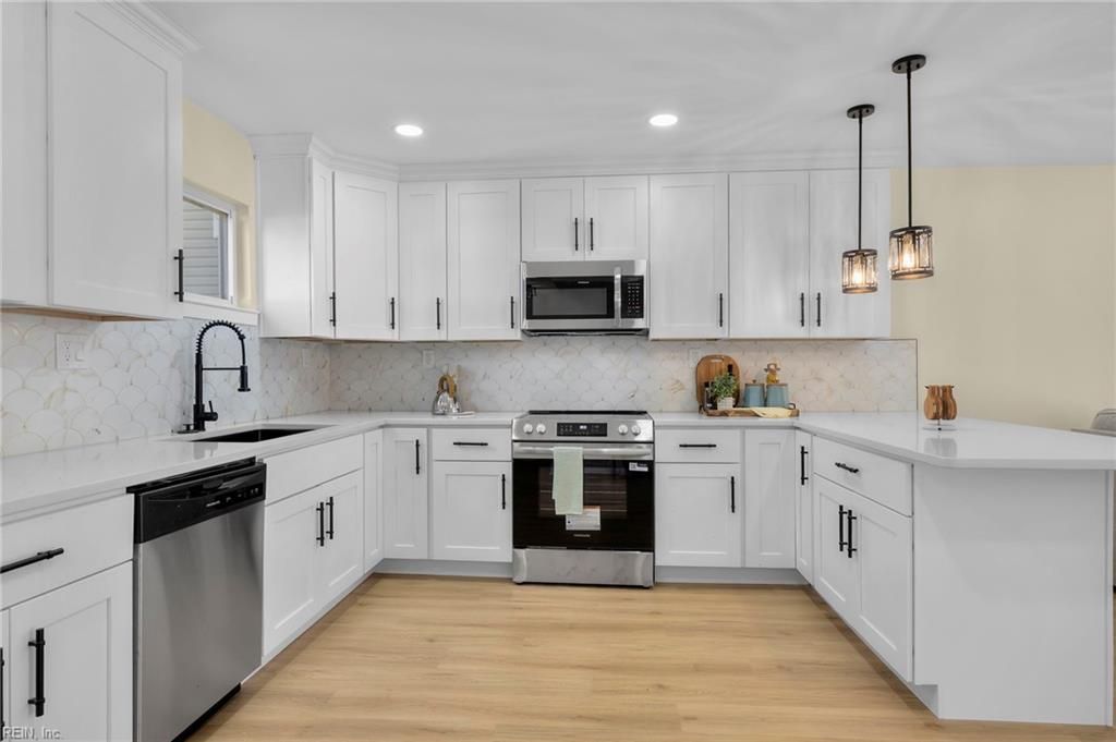 1024 Melton ST, Chesapeake, VA 23324