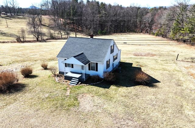 376 Southside DR, Rocky Mount, VA 24151