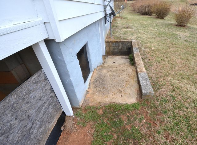 376 Southside DR, Rocky Mount, VA 24151