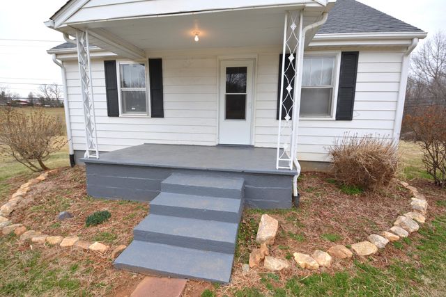 376 Southside DR, Rocky Mount, VA 24151