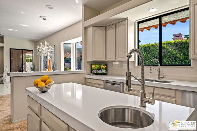 33 Del Rey, Rancho Mirage, CA 92270
