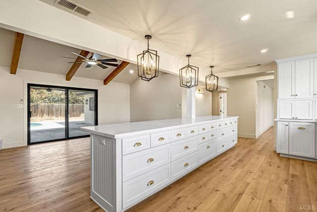 300 W Adrian Way, Hanford, CA 93230