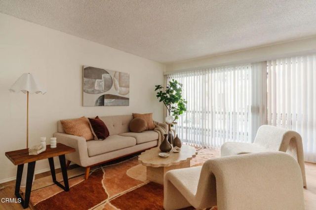 1127 E Del Mar Boulevard 318, Pasadena, CA 91106