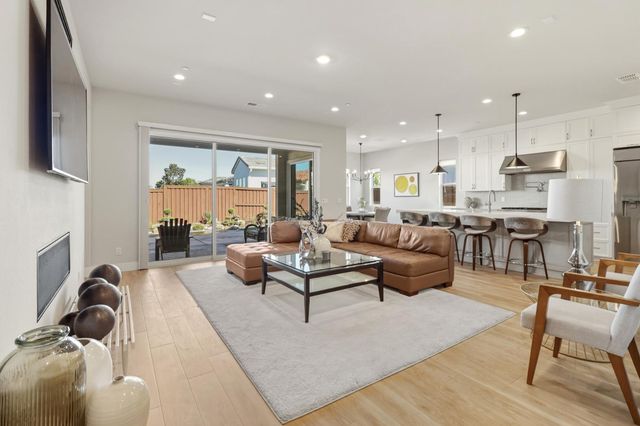 4248 Grey Hawk St, Folsom, CA 95630