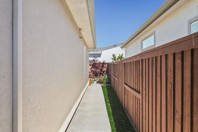 4248 Grey Hawk St, Folsom, CA 95630