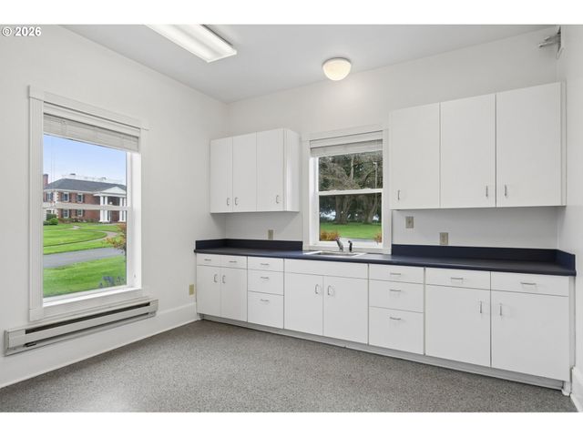 14161 Sw TOOZE Rd, Sherwood, OR 97140