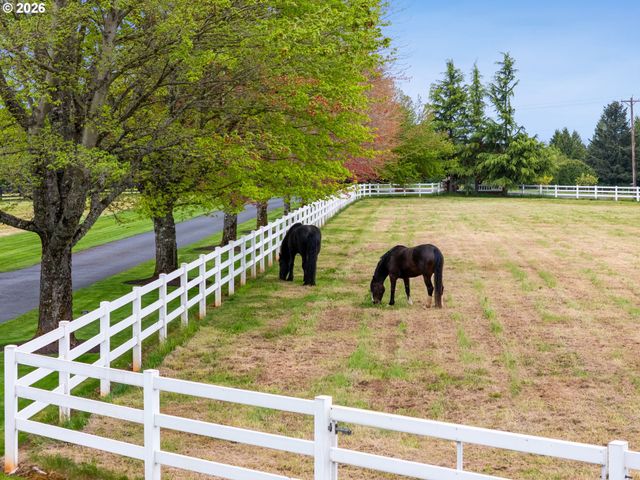 14161 Sw TOOZE Rd, Sherwood, OR 97140