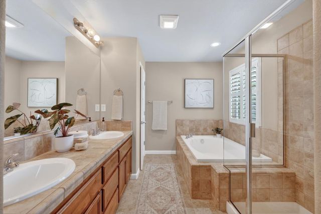 2732 Le Bourget Ln, Lincoln, CA 95648