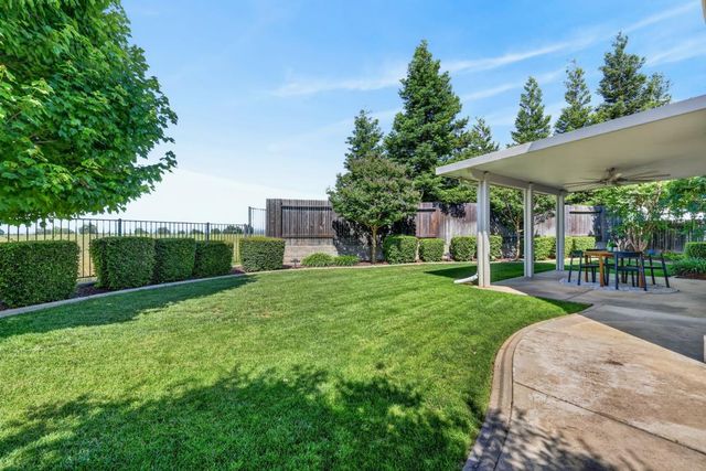 2732 Le Bourget Ln, Lincoln, CA 95648