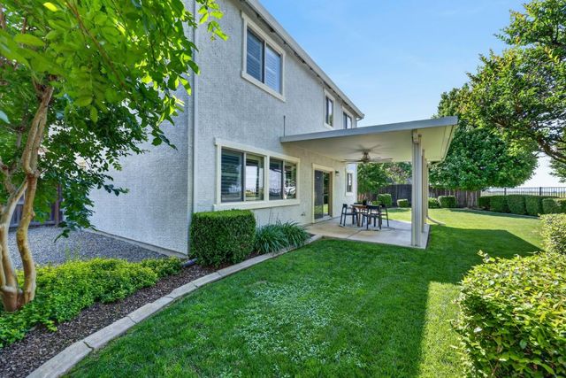 2732 Le Bourget Ln, Lincoln, CA 95648
