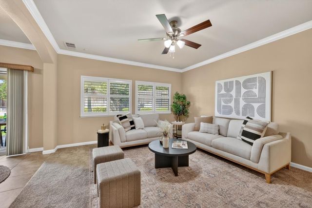 2732 Le Bourget Ln, Lincoln, CA 95648