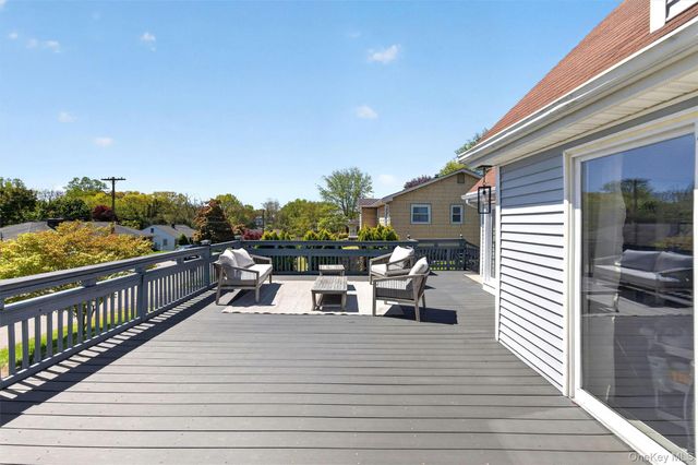 5 Arlington Court, Montrose, NY 10548