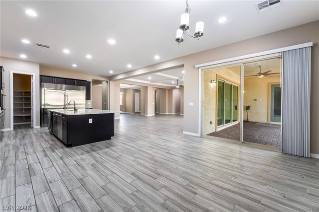 9772 Mosaic Canyon Court, Las Vegas, NV 89149