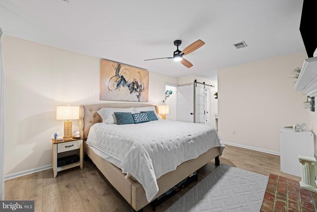 11858 ANTIETAM RD, Woodbridge, VA 22192