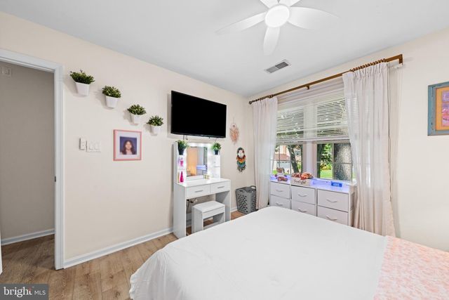 11858 ANTIETAM RD, Woodbridge, VA 22192