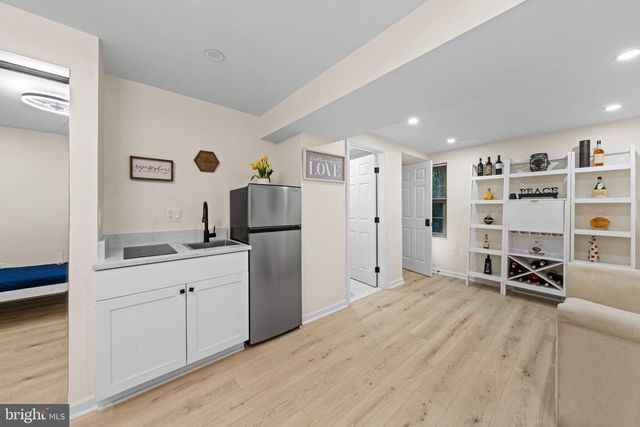 11858 ANTIETAM RD, Woodbridge, VA 22192
