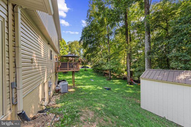 11858 ANTIETAM RD, Woodbridge, VA 22192