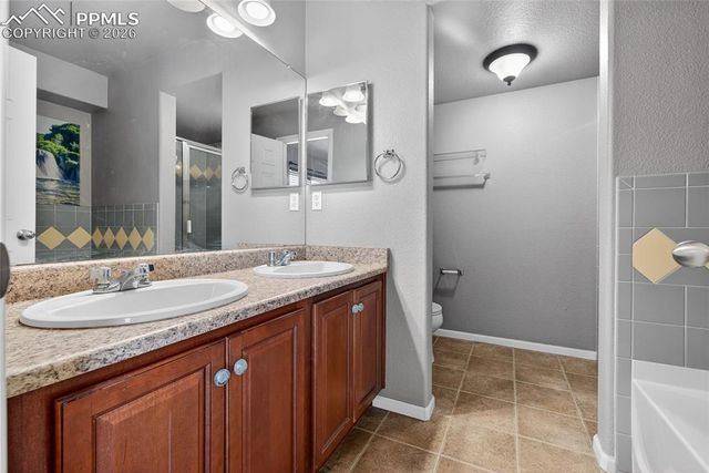 8278 Chasewood Loop, Colorado Springs, CO 80908