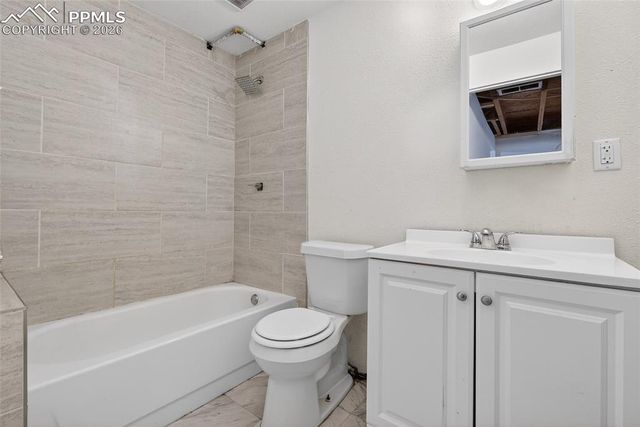 8278 Chasewood Loop, Colorado Springs, CO 80908