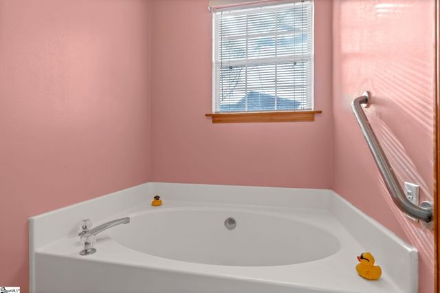 510 Hunters Lane, Anderson, SC 29625