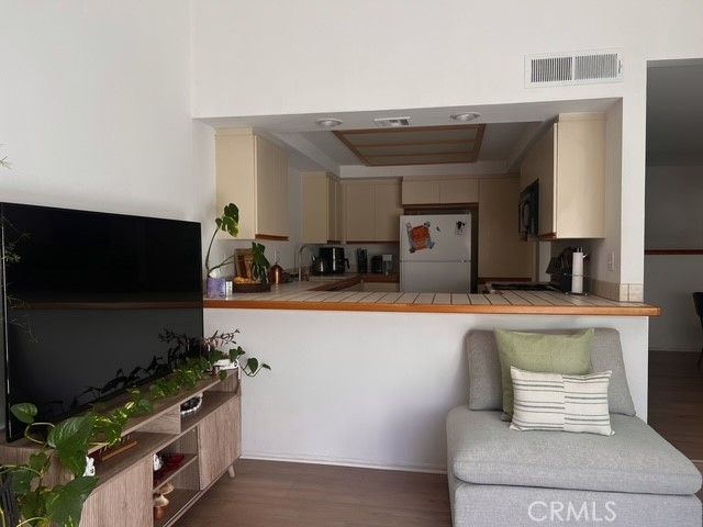 18435 Keswick, Reseda, CA 91335