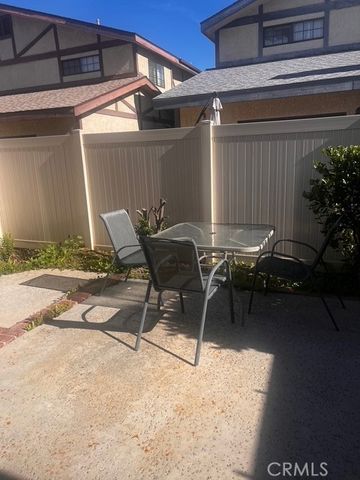 18435 Keswick, Reseda, CA 91335