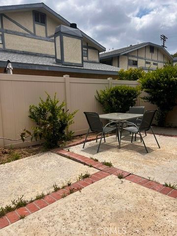 18435 Keswick, Reseda, CA 91335