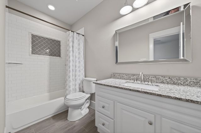 1570 Winding Creek Lane, Rockwall, TX 75032