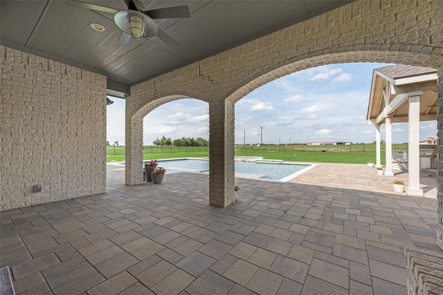 1570 Winding Creek Lane, Rockwall, TX 75032